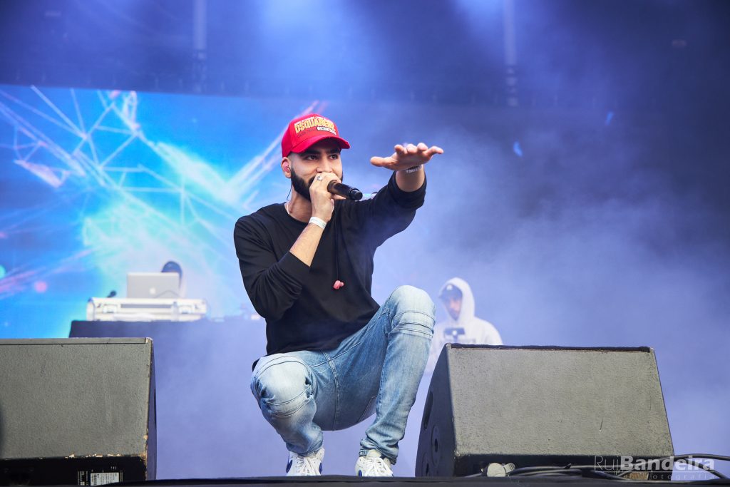 One week with the Canon EOSR and Canon 24-105RF f4 2 mishlawi MEO MARES VIVAS DIA 19 Rui Bandeira Fotografia N5A7519 1024x683 1 Rui Bandeira Fotografia Fotografia de produto e comercial - Fotografia de concertos One week with the Canon EOSR and Canon 24-105RF f4 One week with the Canon EOSR and Canon 24-105RF f4 1 mishlawi MEO MARES VIVAS DIA 19 Rui Bandeira Fotografia N5A7519 1024x683 1 Rui Bandeira Fotografia Fotografia de produto e comercial - Fotografia de concertos One week with the Canon EOSR and Canon 24-105RF f4