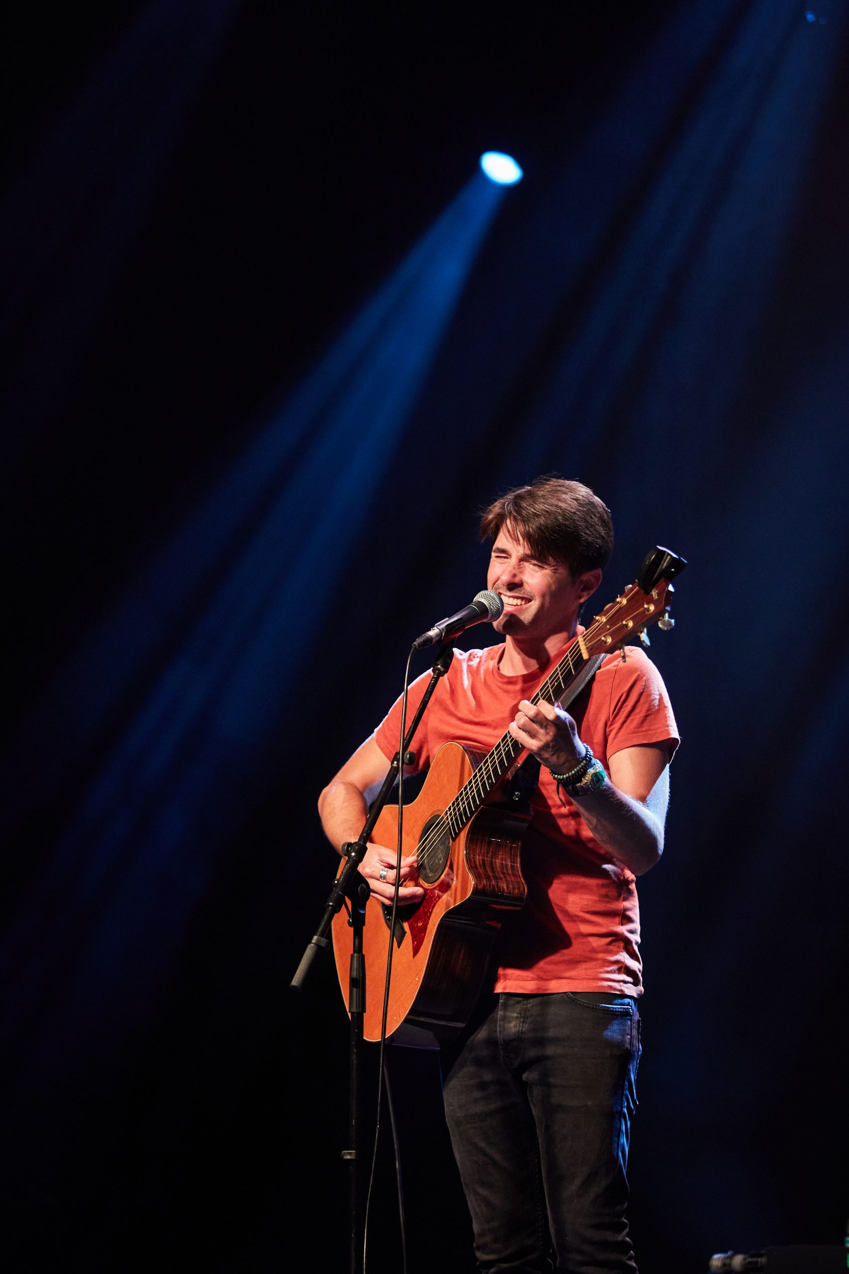 Diogo Tigre - Fazer das Tripas Festival 9 Diogo Tigre 18 09 21@Rui Bandeira Fotografia 04A4755 scaled Rui Bandeira Fotografia Fotografia de produto e comercial - Fotografia de concertos Diogo Tigre - Fazer das Tripas Festival