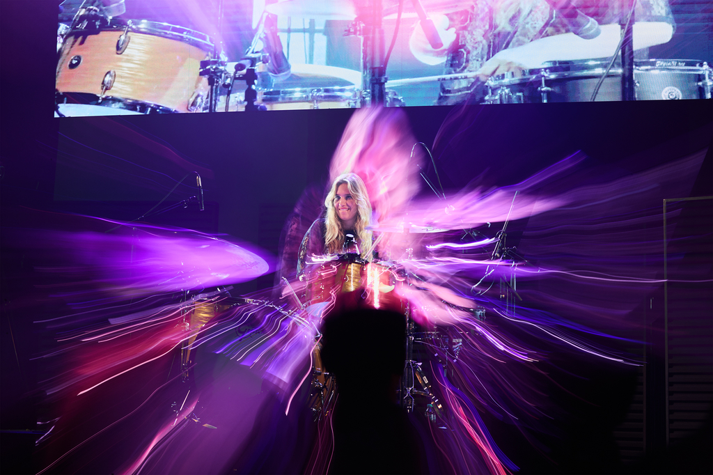 Porto Drum Show 2025 (fotos criativas) 5 15 11 25 Rui Bandeira Fotografia RB4 1141 FX Rui Bandeira Fotografia Fotografia de produto e comercial - Fotografia de concertos Porto Drum Show 2025 (fotos criativas)