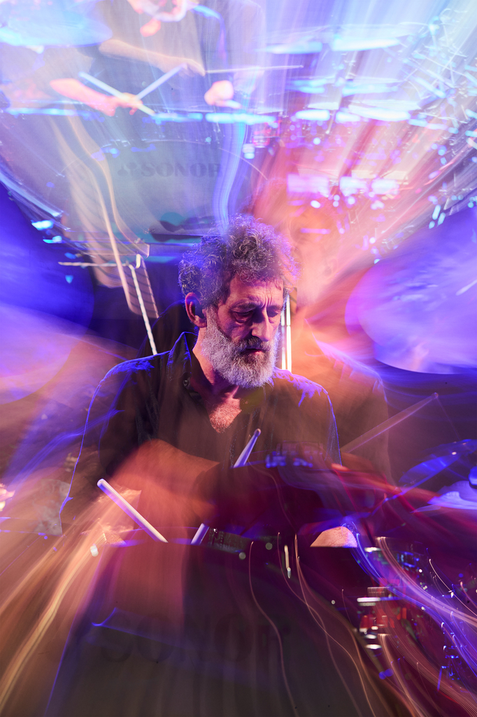 Porto Drum Show 2025 (fotos criativas) 21 15 11 25 Rui Bandeira Fotografia RB4 1537 FX Rui Bandeira Fotografia Fotografia de produto e comercial - Fotografia de concertos Porto Drum Show 2025 (fotos criativas)