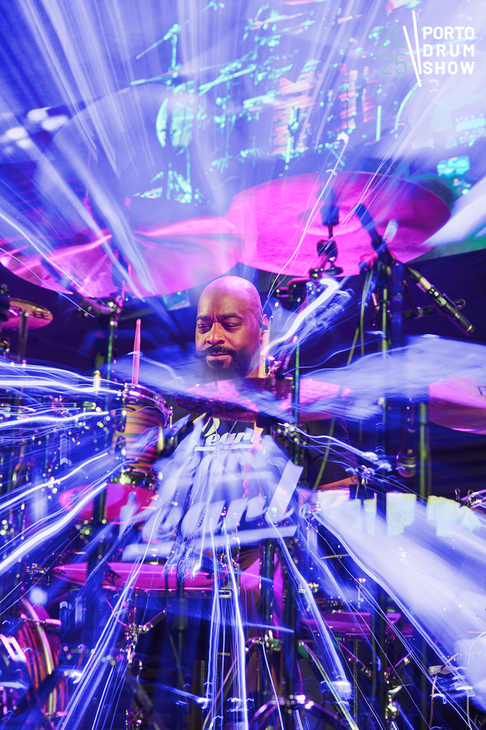Porto Drum Show 2025 (fotos criativas) 89 16 11 25 Rui Bandeira Fotografia RB4 4642 Rui Bandeira Fotografia Fotografia de produto e comercial - Fotografia de concertos Porto Drum Show 2025 (fotos criativas)