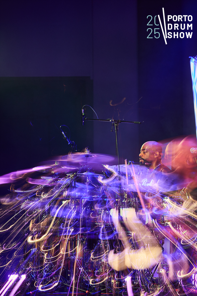Porto Drum Show 2025 (fotos criativas) 83 16 11 25 Rui Bandeira Fotografia RB4 4766 Rui Bandeira Fotografia Fotografia de produto e comercial - Fotografia de concertos Porto Drum Show 2025 (fotos criativas)